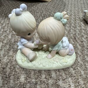 Precious Moments Figurine